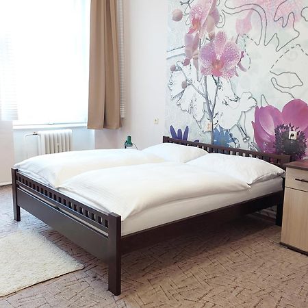 Apartment Corona Košice Esterno foto